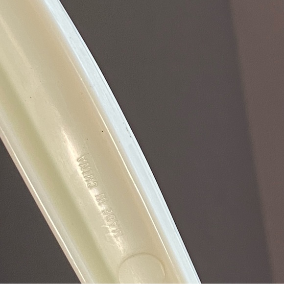 Nylon Slotted Spatula - Picture 3 of 3